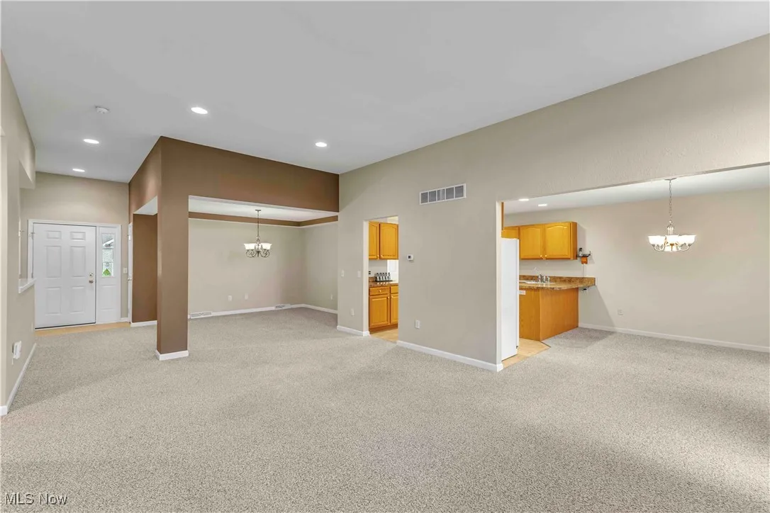 12 Danbury Court, Warren, Ohio 44481,MLS Now Listing ID