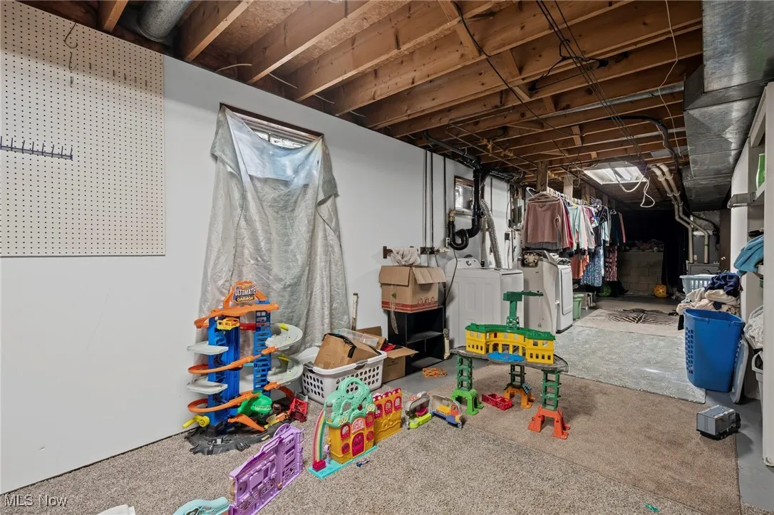 252 Saxe Road, Mogadore, Ohio 44260,MLS Now Listing ID