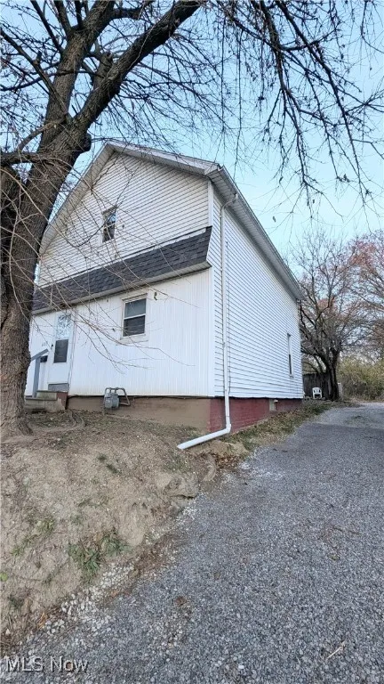 689 Kling Street, Akron, Ohio 44311,MLS Now Listing ID