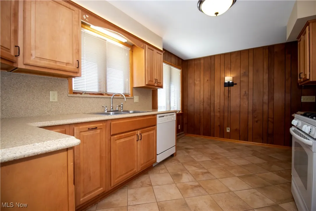 9657 W Smithville Western Rd, Wooster, Ohio 44691,MLS Now Listing ID