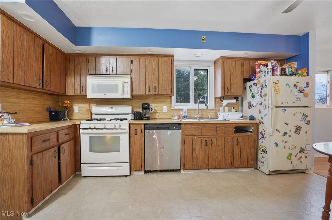 4901 Woodbury Hills Drive, Parma, Ohio 44134,MLS Now Listing ID