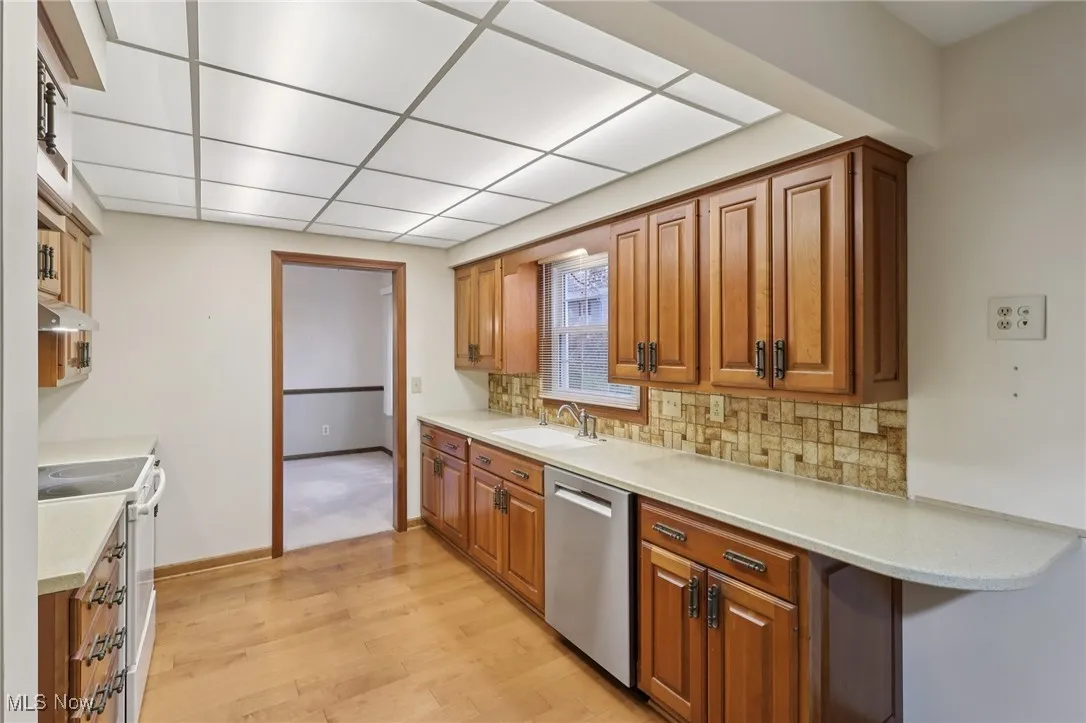 320 High Point Drive, Wadsworth, Ohio 44281,MLS Now Listing ID