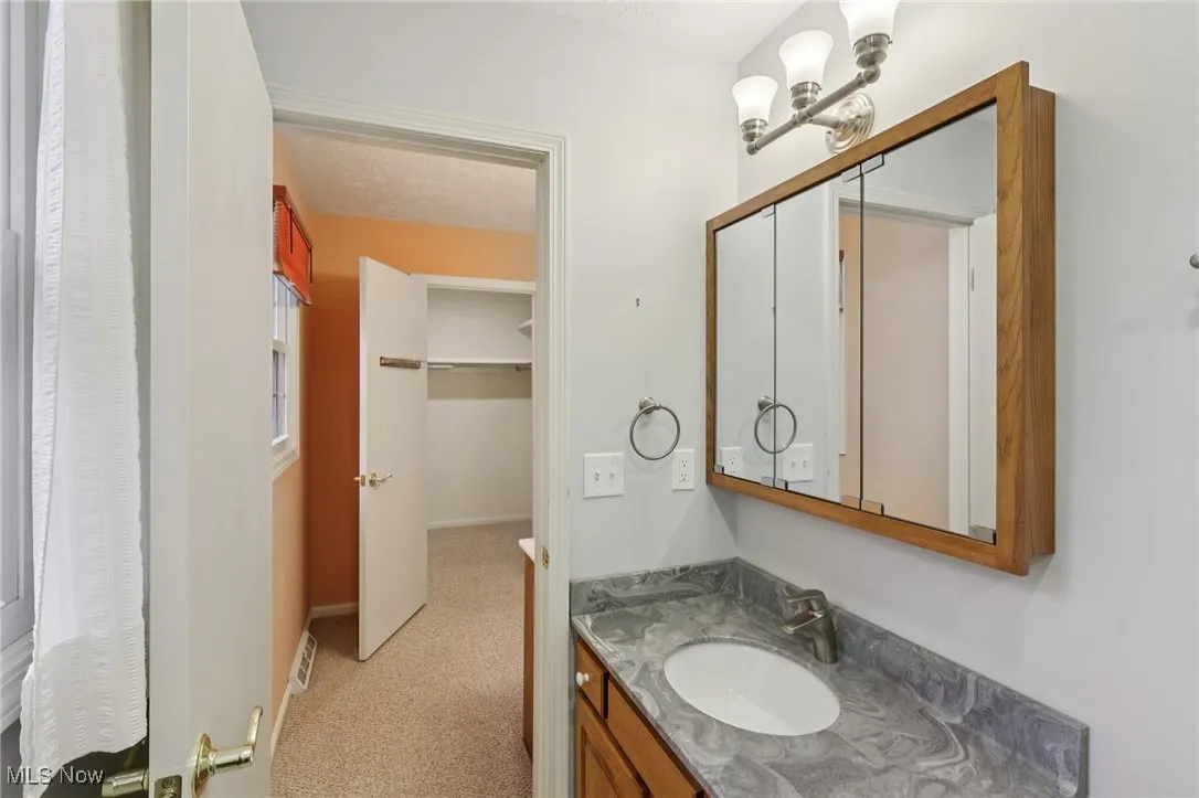 320 High Point Drive, Wadsworth, Ohio 44281,MLS Now Listing ID