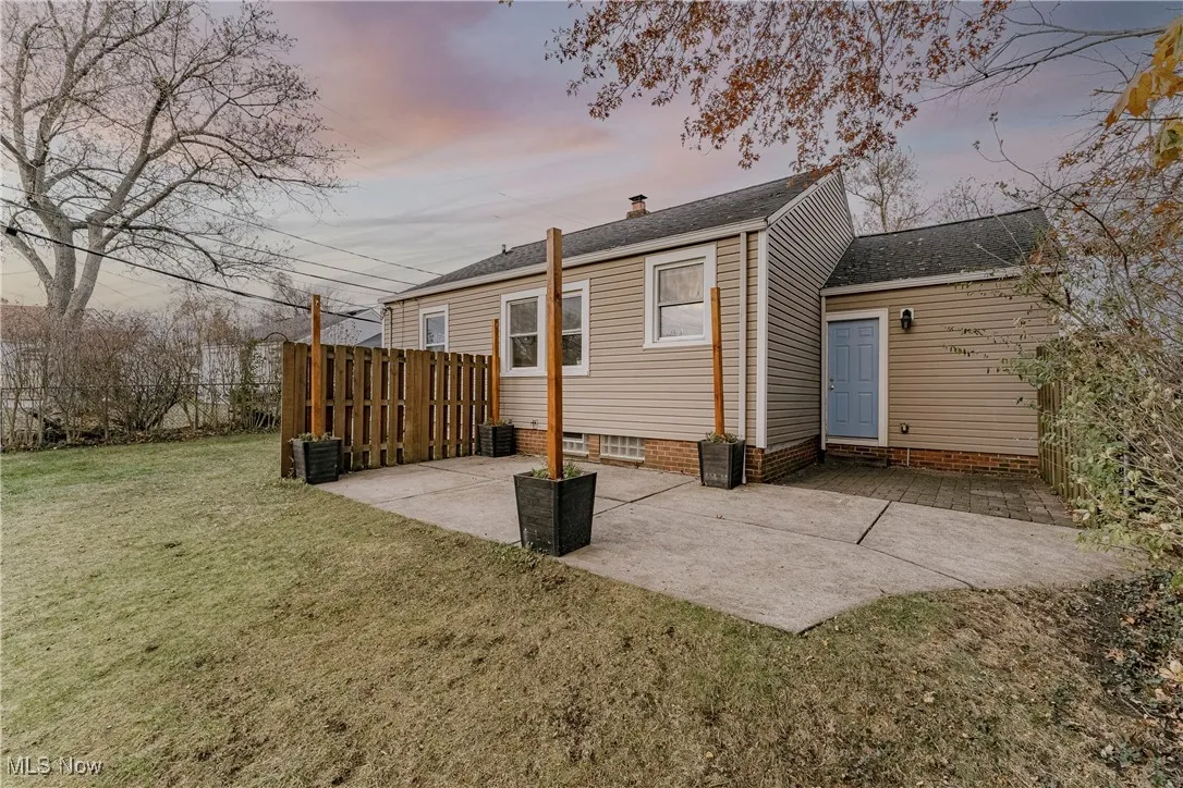 1608 Curry Drive, Lyndhurst, Ohio 44124,MLS Now Listing ID