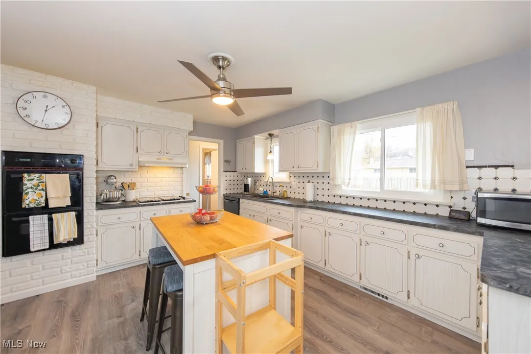 4802 Forest Edge Drive, Brooklyn, Ohio 44144,MLS Now Listing ID