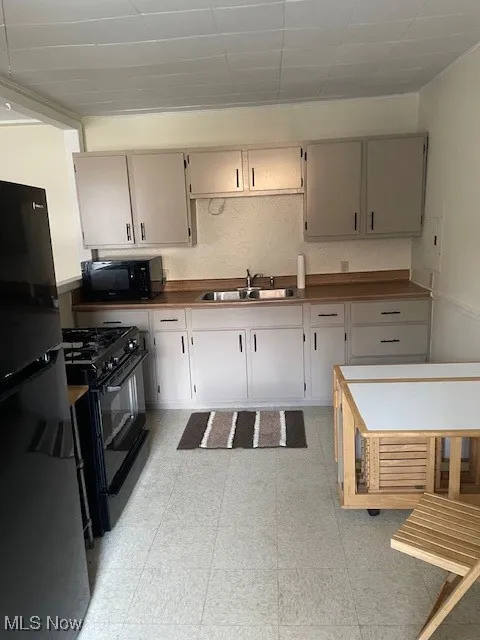 669 Eastland Road, Berea, Ohio 44017,MLS Now Listing ID