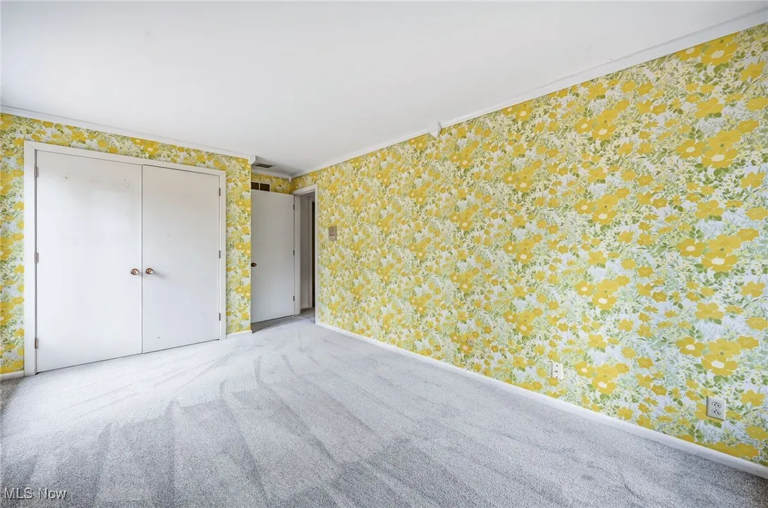 Spacious bedroom with new carpet