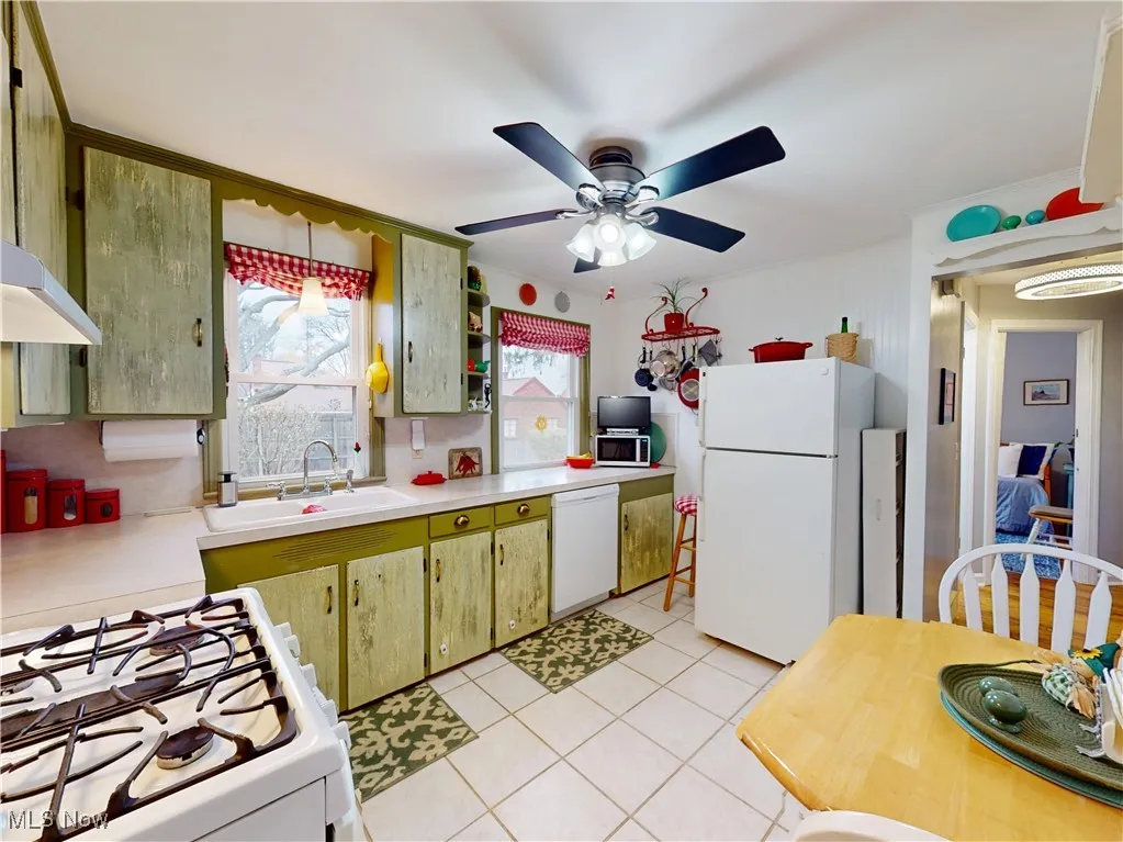 1521 Lakeside Avenue, Canton, Ohio 44708,MLS Now Listing ID