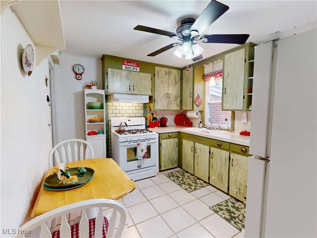 1521 Lakeside Avenue, Canton, Ohio 44708,MLS Now Listing ID