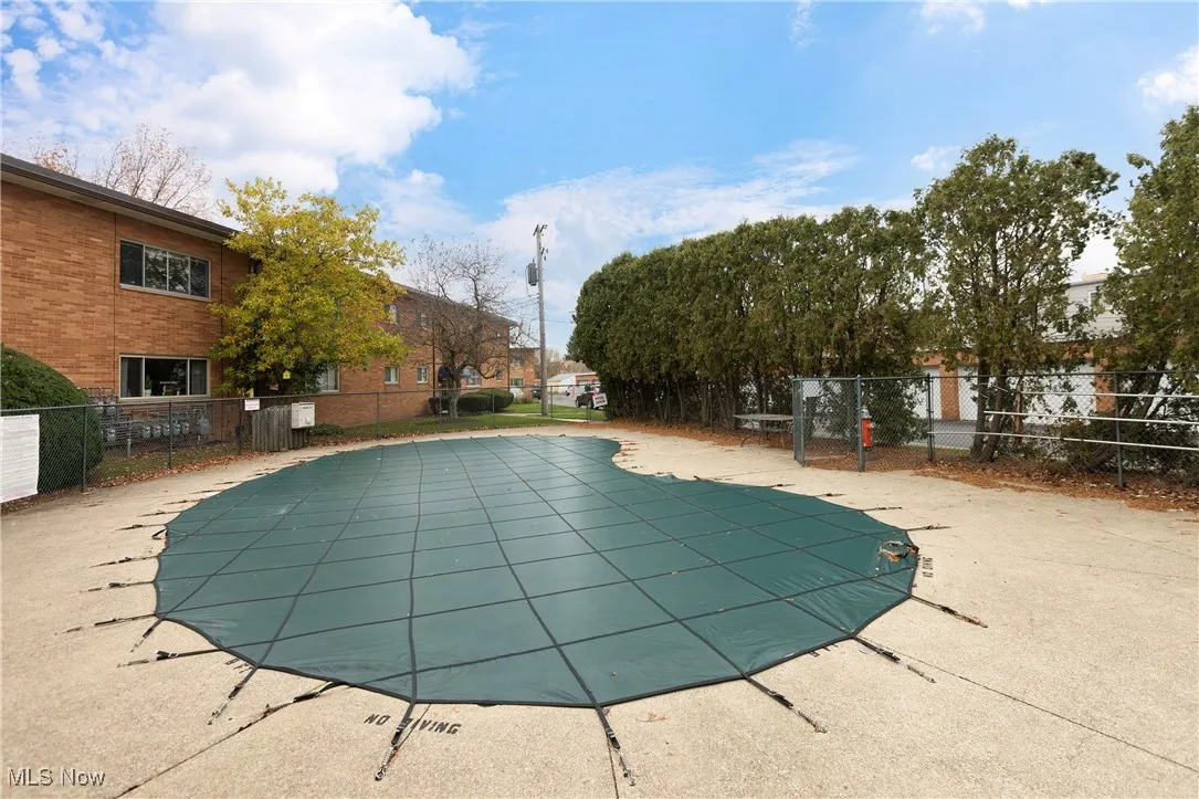 A nice place to enjoy friends & sunshine!