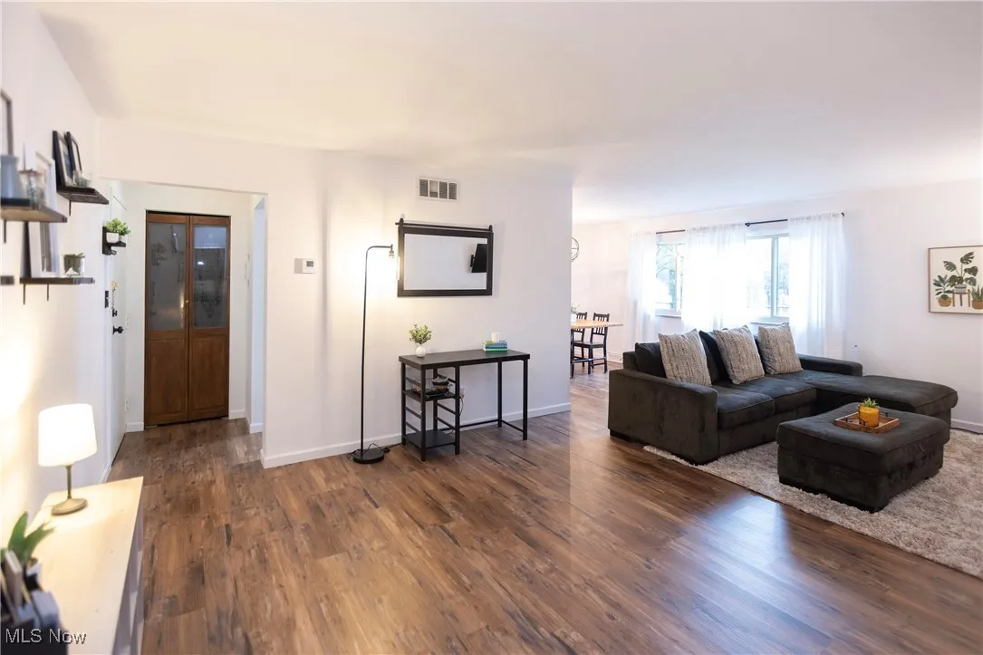 Open floorplan offers vinyl throughout!