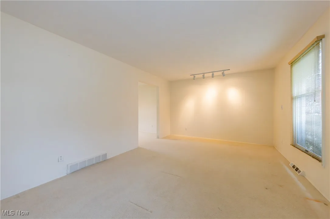 1098 Hillrock Drive, South Euclid, Ohio 44121,MLS Now Listing ID