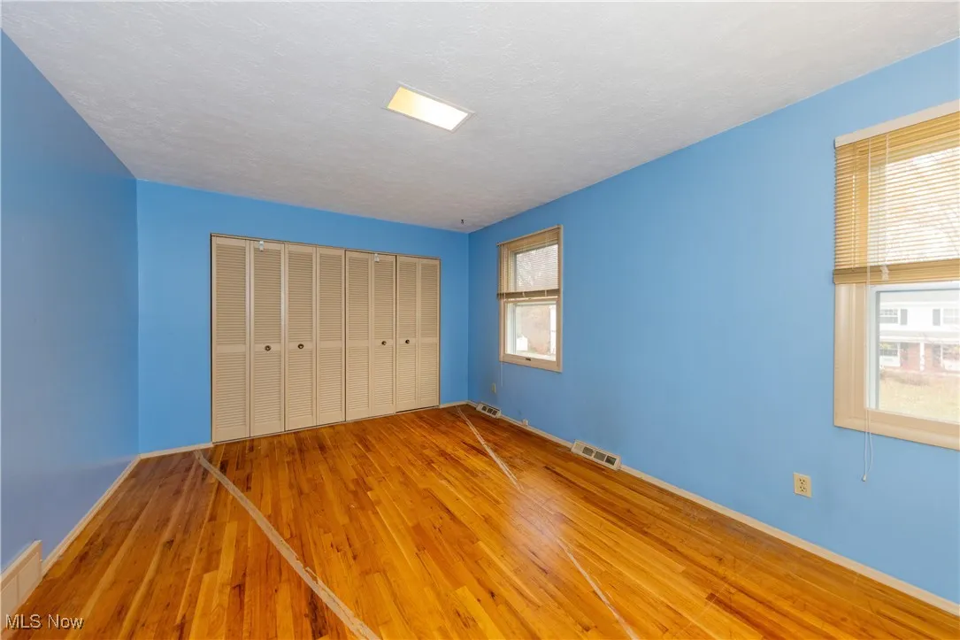 1098 Hillrock Drive, South Euclid, Ohio 44121,MLS Now Listing ID