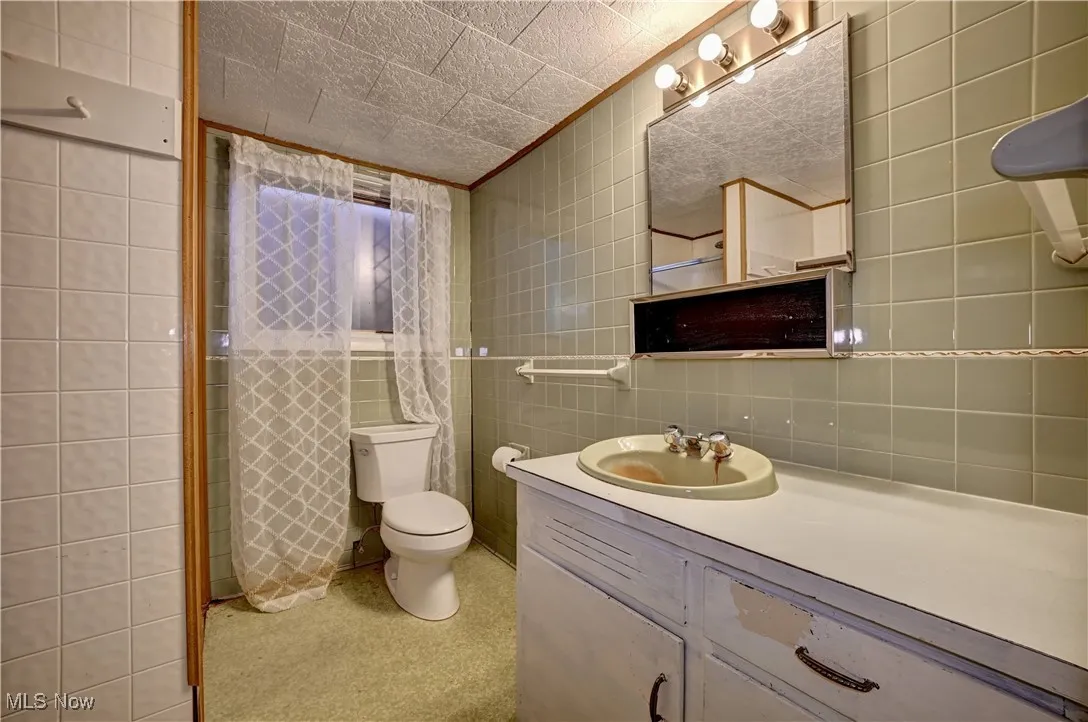 7501 Roy Andrews Road, New Philadelphia, Ohio 44663,MLS Now Listing ID