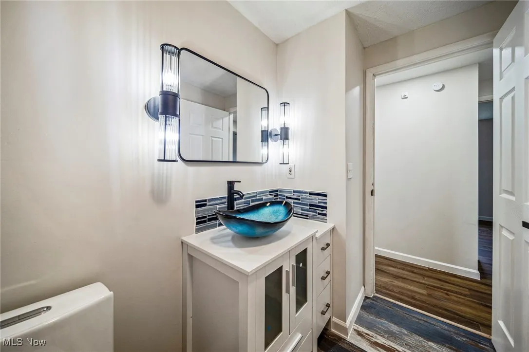 976 Kevin Drive, Kent, Ohio 44240,MLS Now Listing ID