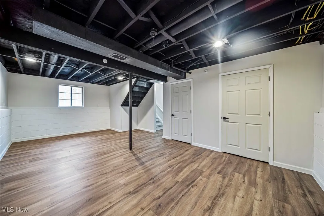 976 Kevin Drive, Kent, Ohio 44240,MLS Now Listing ID