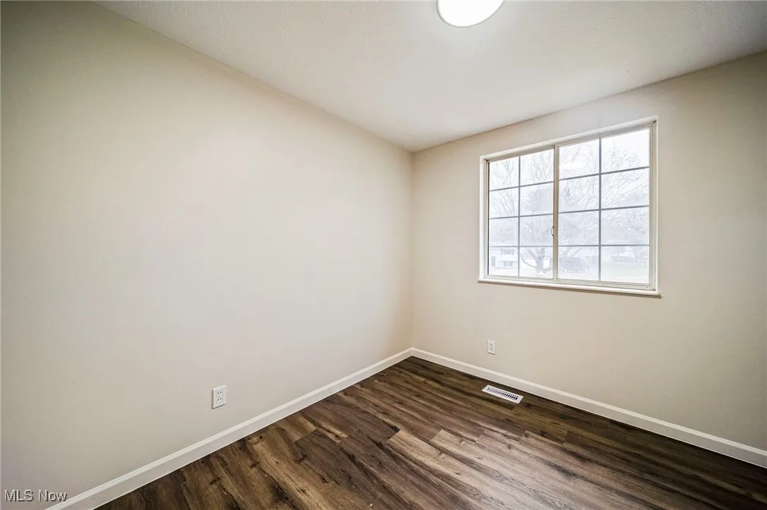 976 Kevin Drive, Kent, Ohio 44240,MLS Now Listing ID