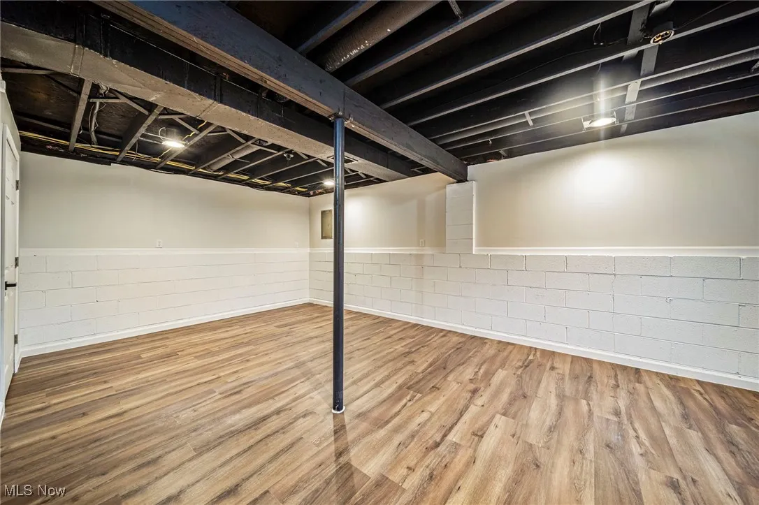 976 Kevin Drive, Kent, Ohio 44240,MLS Now Listing ID