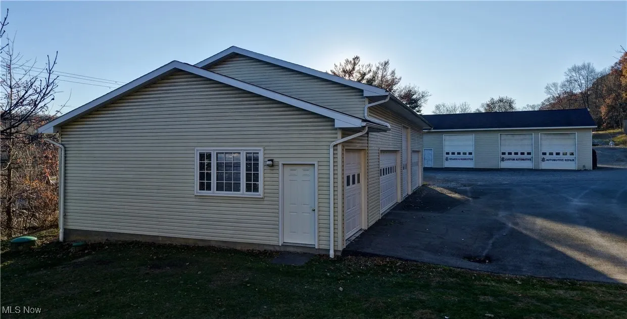 View of side of property