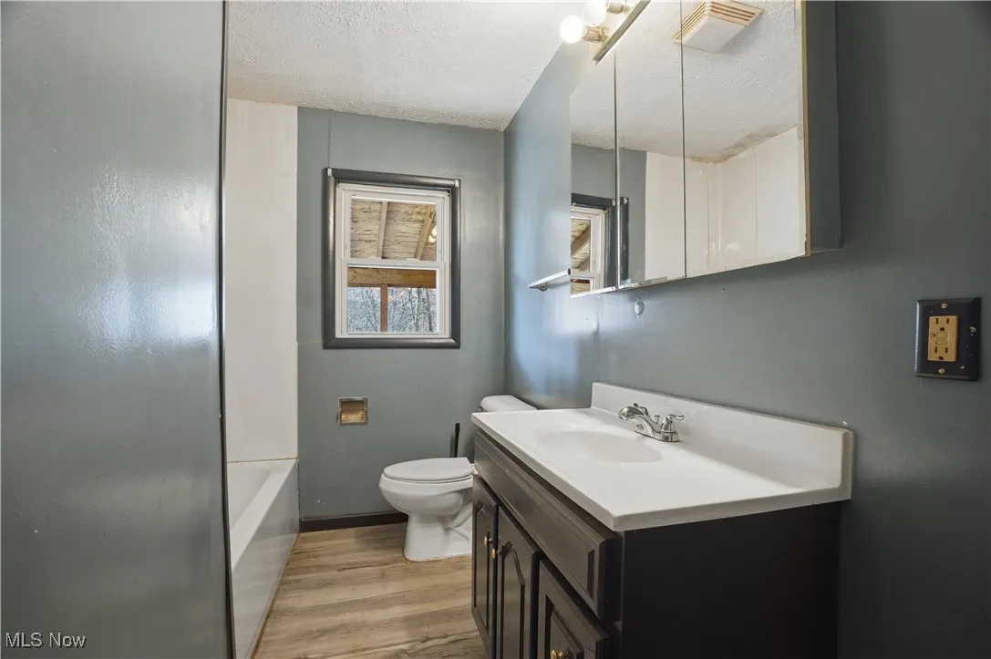 942 State Route 307, Jefferson, Ohio 44047,MLS Now Listing ID