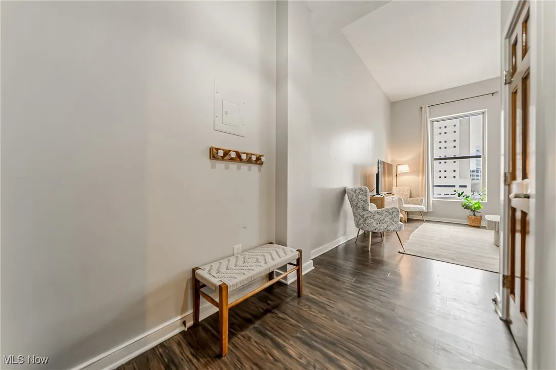 408 W Saint Clair Avenue # 505, Cleveland, Ohio 44113,MLS Now Listing ID