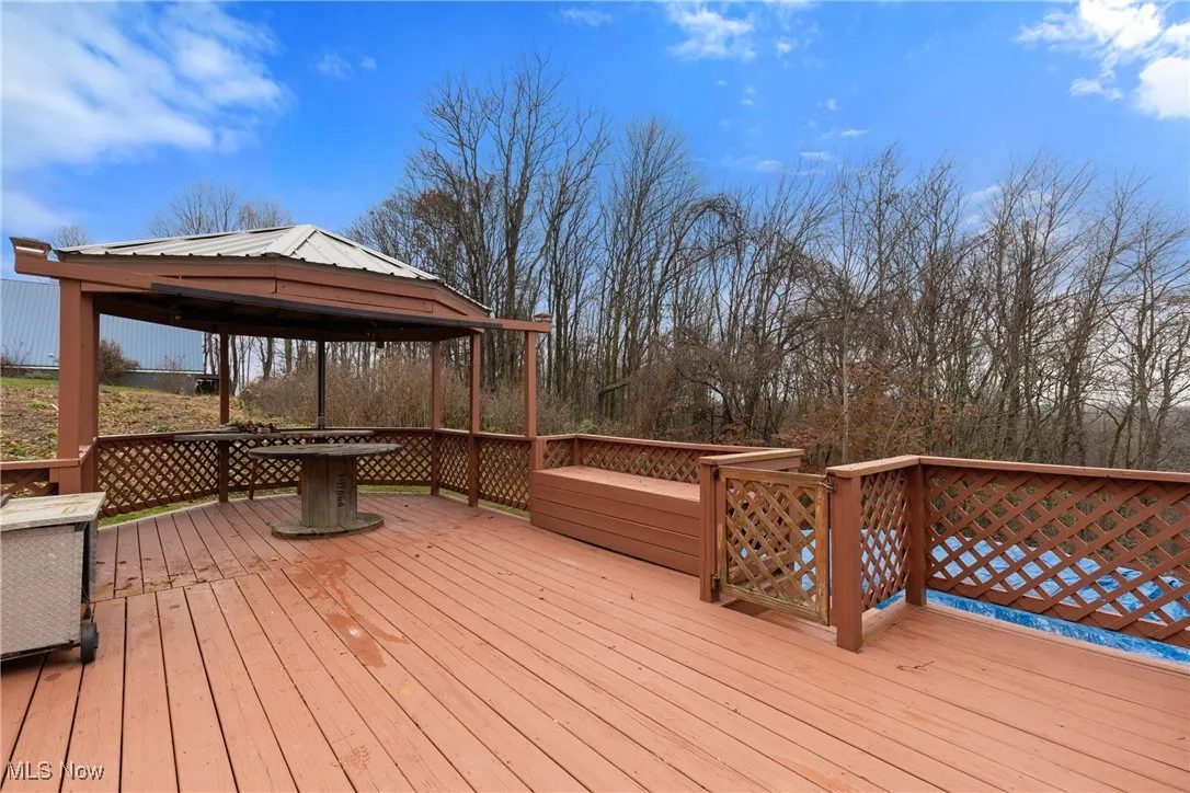 Stunning gazebo/ pool deck