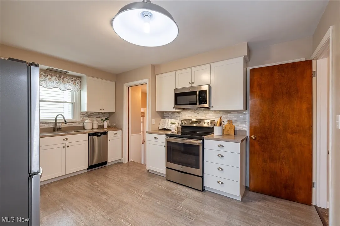 38841 Harmondale Drive, Willoughby, Ohio 44094,MLS Now Listing ID