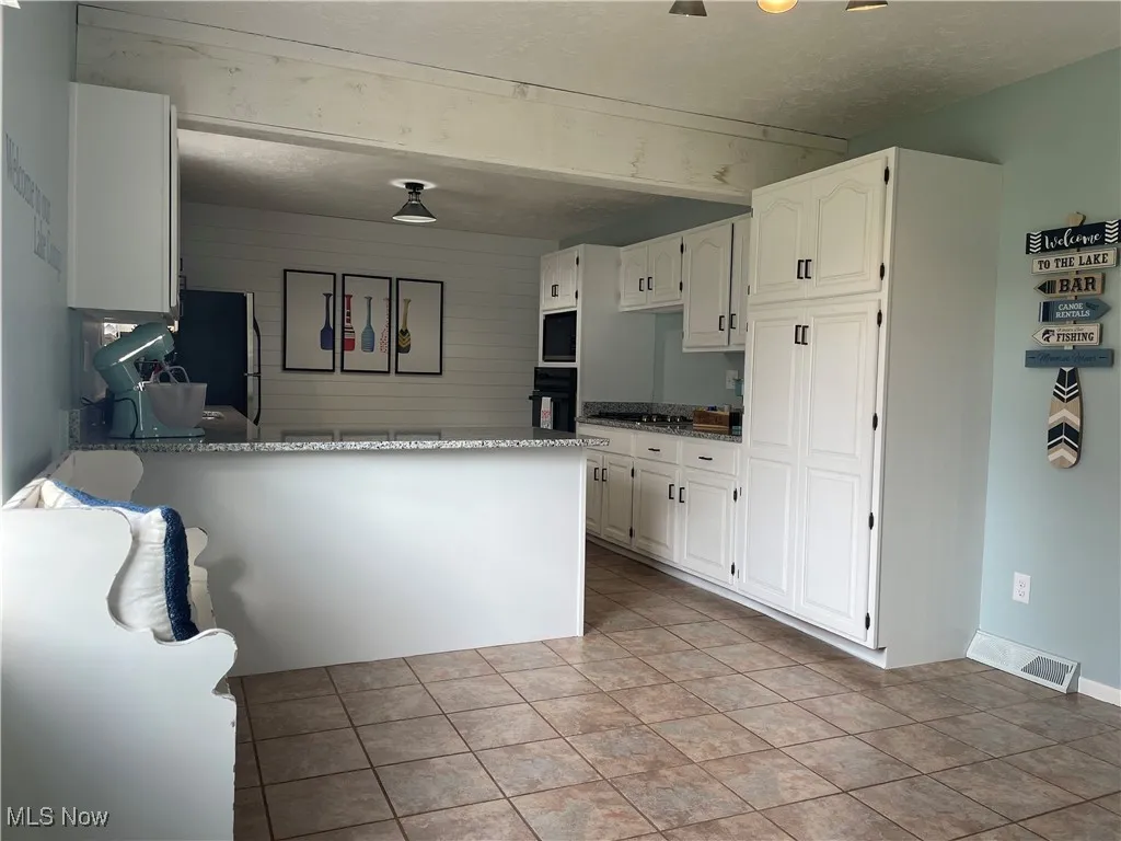 2542 W 8th Street, Ashtabula, Ohio 44004,MLS Now Listing ID