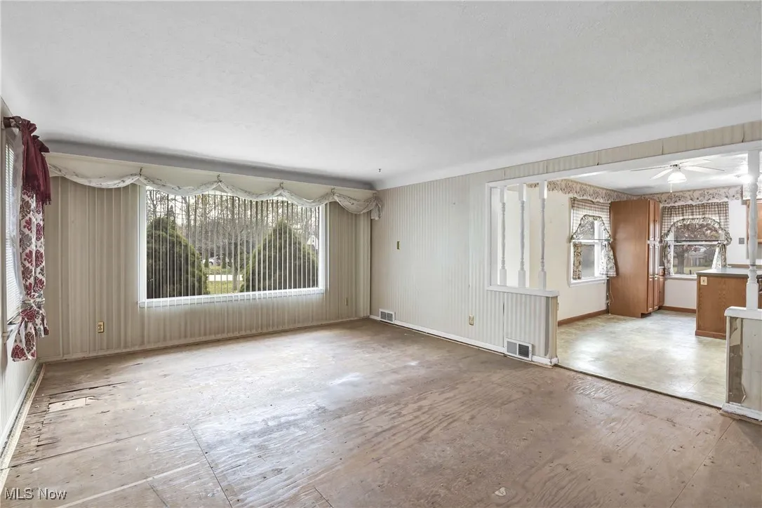 Family Room to Kitchen