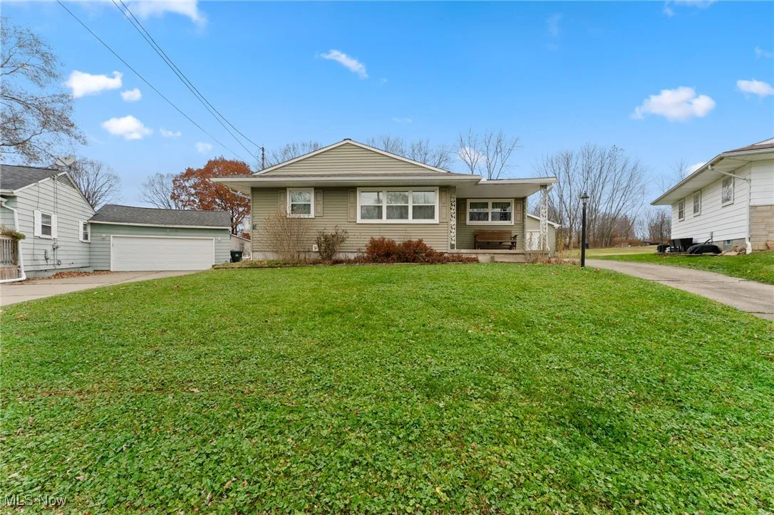 462 Elizabeth Street, Hubbard, Ohio 44425,MLS Now Listing ID