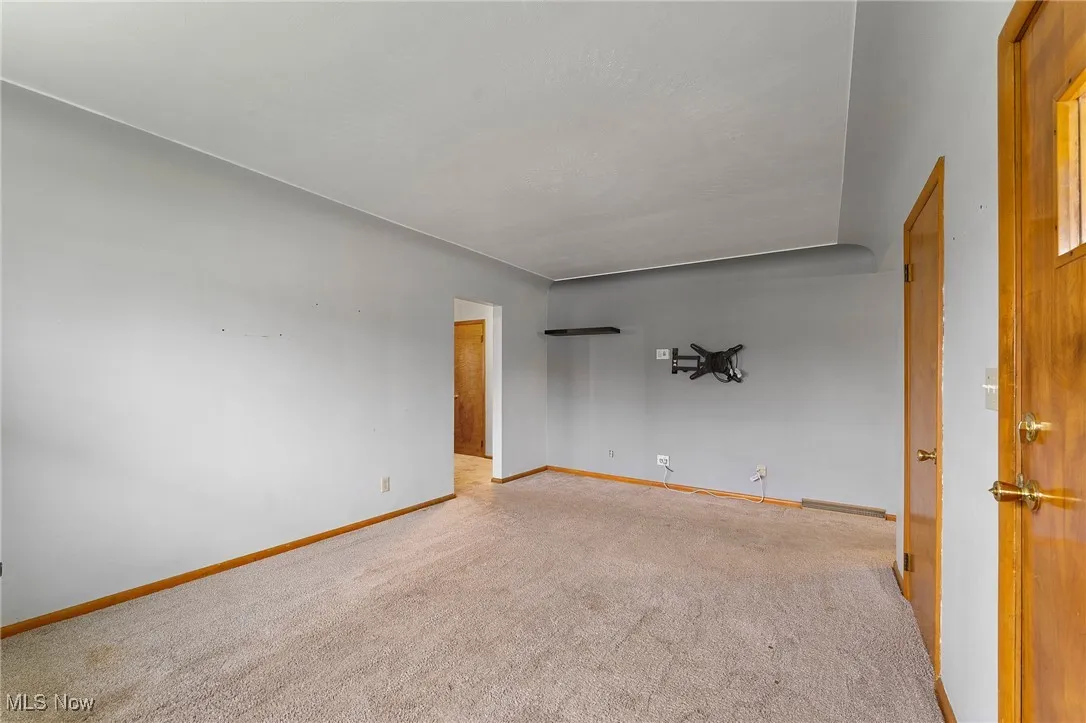 462 Elizabeth Street, Hubbard, Ohio 44425,MLS Now Listing ID