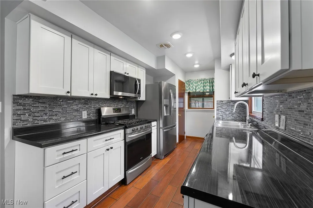 462 Elizabeth Street, Hubbard, Ohio 44425,MLS Now Listing ID