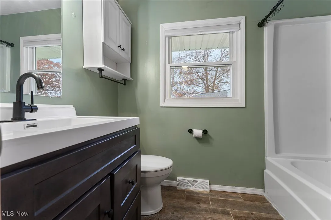 462 Elizabeth Street, Hubbard, Ohio 44425,MLS Now Listing ID