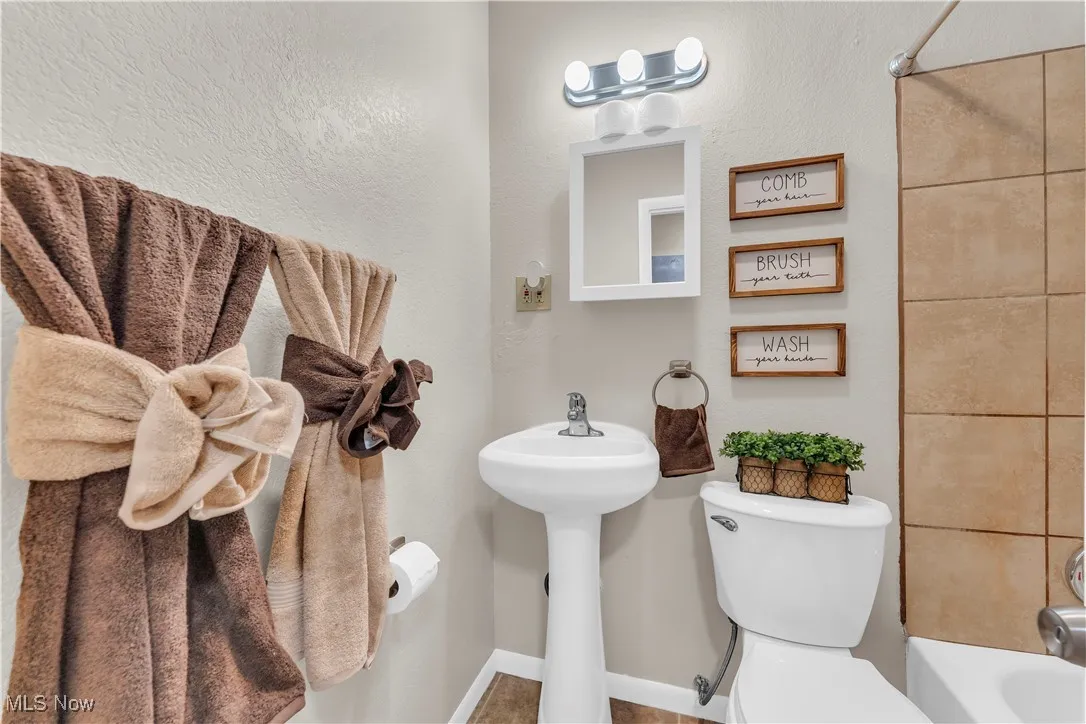 2246 Utica Avenue, Lorain, Ohio 44052,MLS Now Listing ID