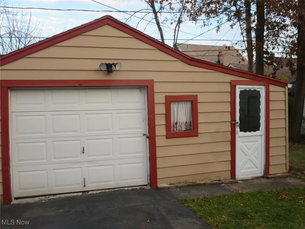 4905 E 108th Street, Garfield Heights, Ohio 44125,MLS Now Listing ID