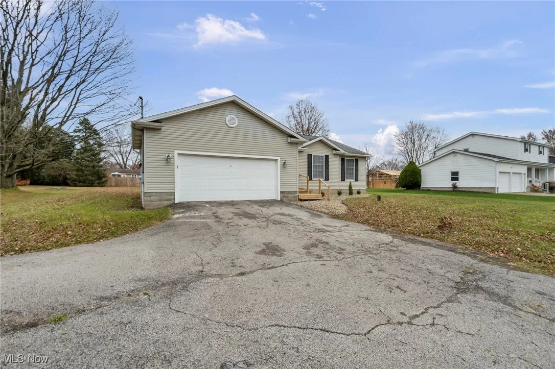 9825 Struthers Road, New Middletown, Ohio 44442,MLS Now Listing ID