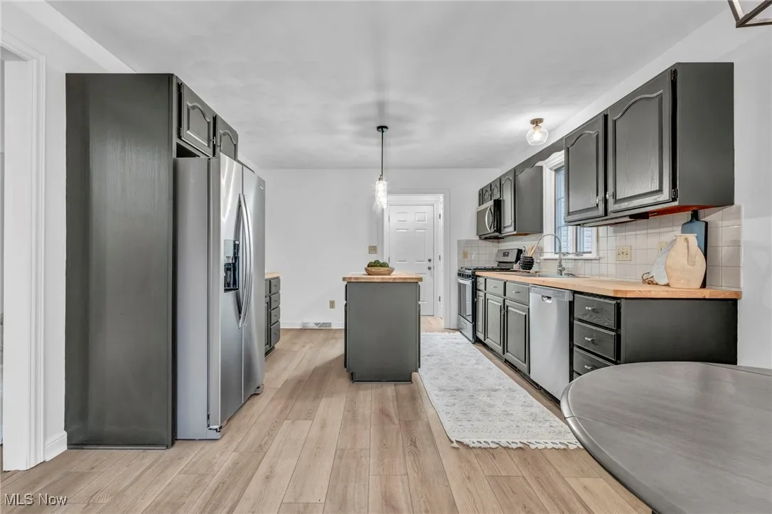 9825 Struthers Road, New Middletown, Ohio 44442,MLS Now Listing ID