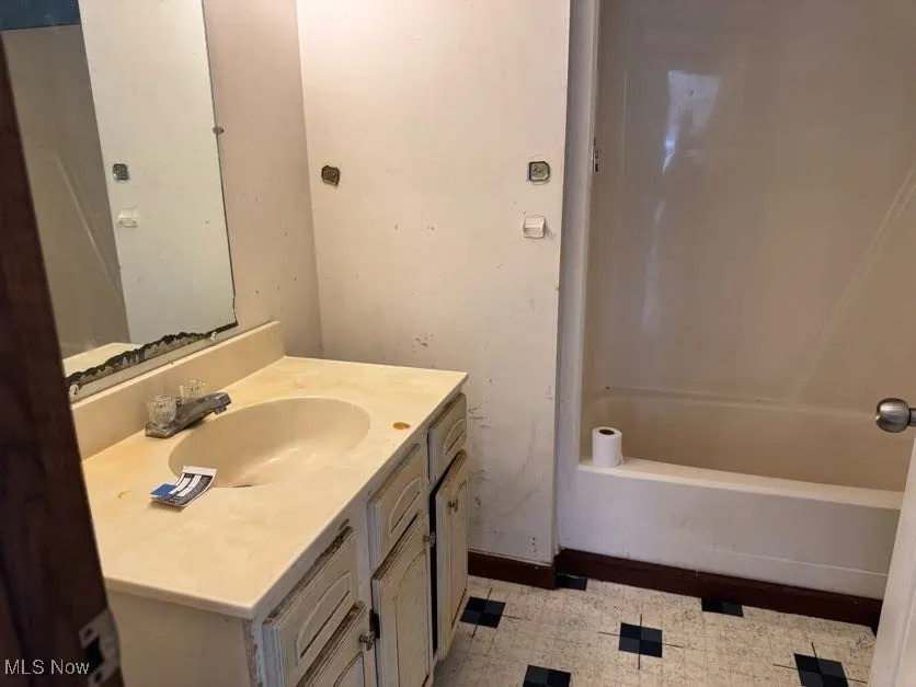 675 Jefferson Avenue, Cambridge, Ohio 43725,MLS Now Listing ID