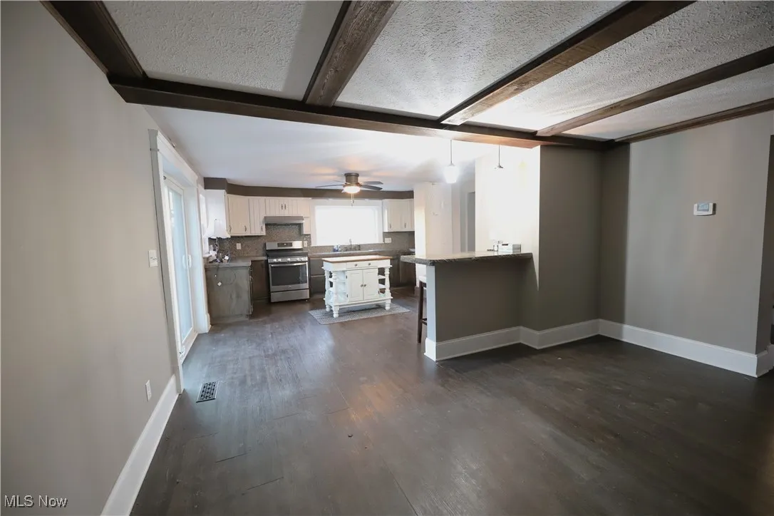 6880 Wadsworth Road, Medina, Ohio 44256,MLS Now Listing ID