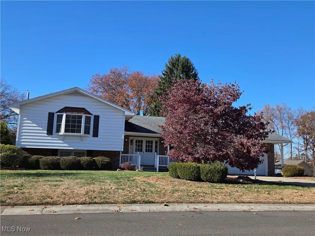 Front View Corner Lot