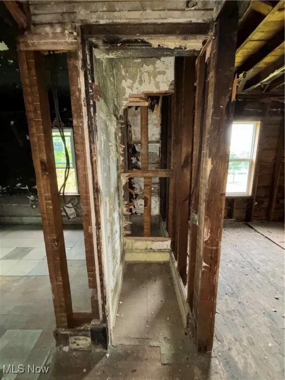 Miscellaneous room with plenty of natural light