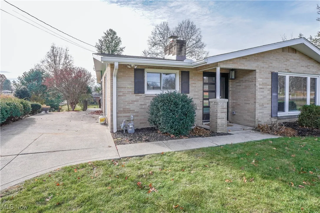 5650 Comanche Street, North Canton, Ohio 44720,MLS Now Listing ID