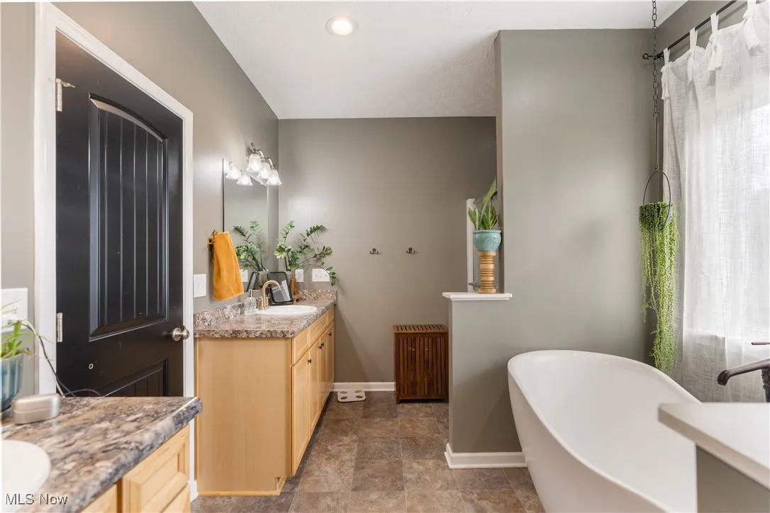 56815 County Road 9, West Lafayette, Ohio 43845,MLS Now Listing ID