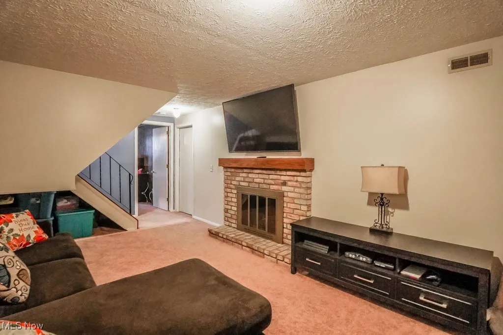 5648 Hill Run Circle, Massillon, Ohio 44646,MLS Now Listing ID