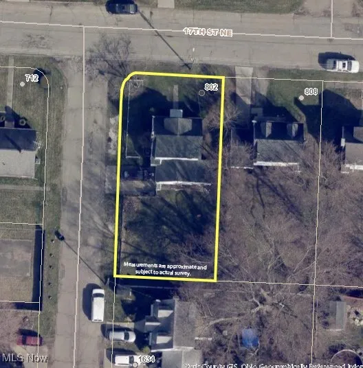 Aerial overview of property's location featuring property boundaries highlighted