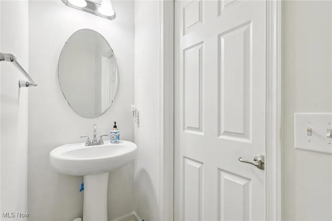 136 River Rock Way, Berea, Ohio 44017,MLS Now Listing ID