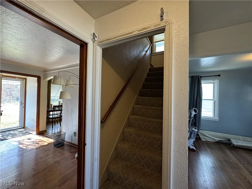 Stairs to upper level