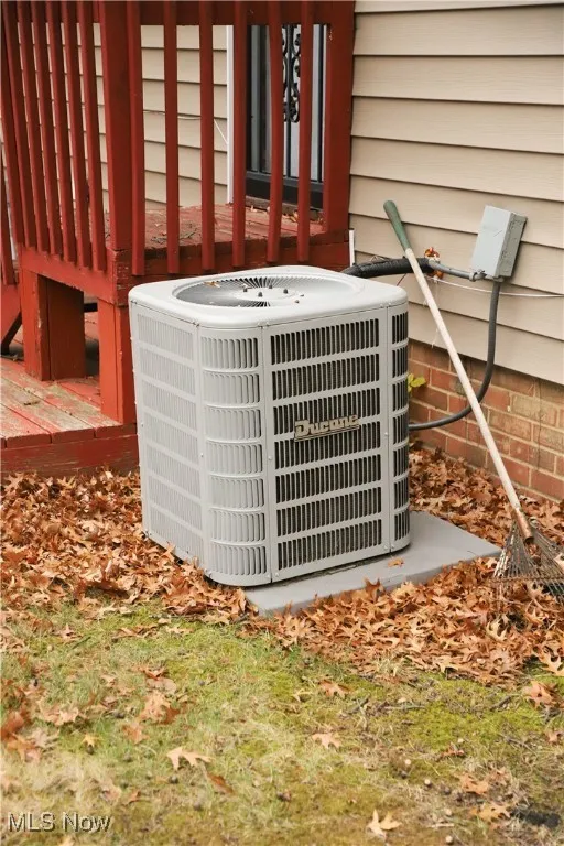 1008 Woodview Road, Cleveland Heights, Ohio 44121,MLS Now Listing ID