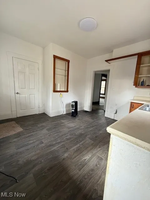 Another view of kitchen