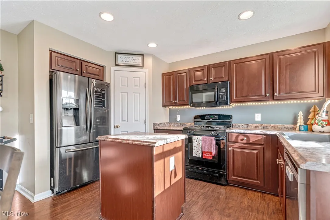 Kitchen with a center island